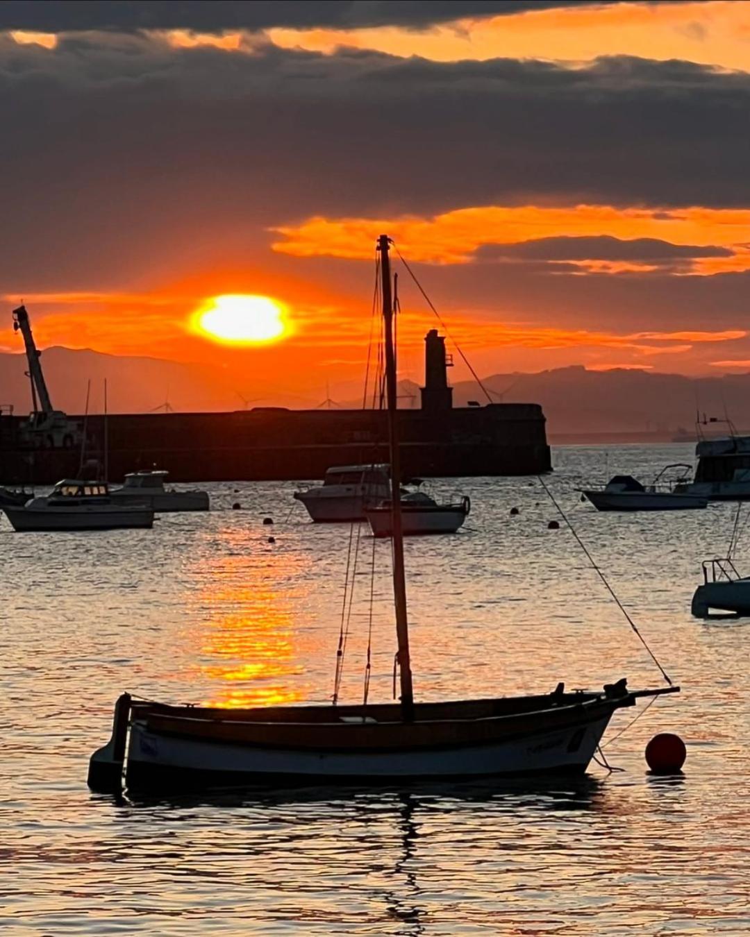 Castro Urdiales Daire Dış mekan fotoğraf